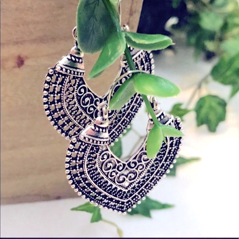 NWOT! Boho Style Tibetan Silver Earrings!